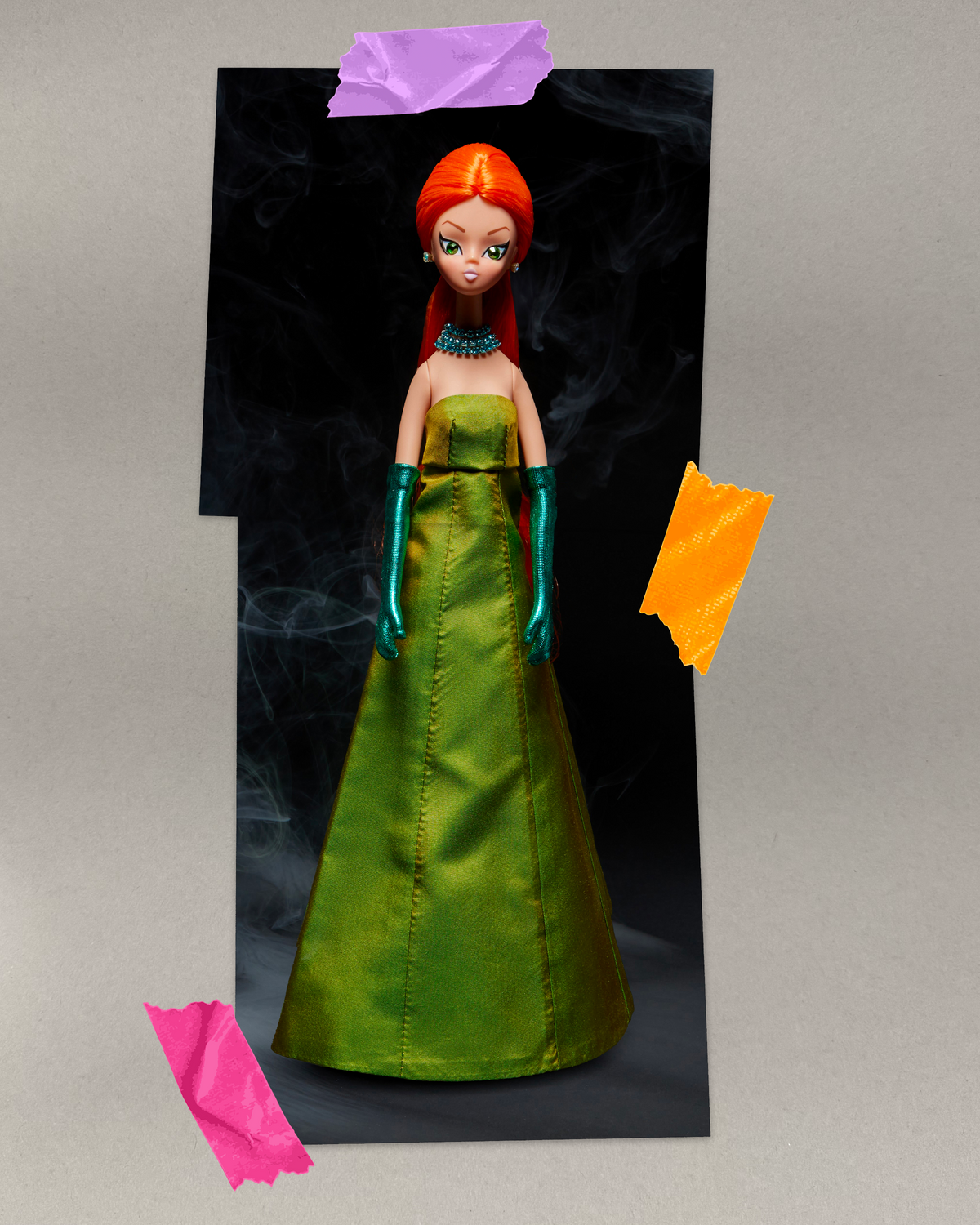 Ritzy dressed in green "Soiréette"