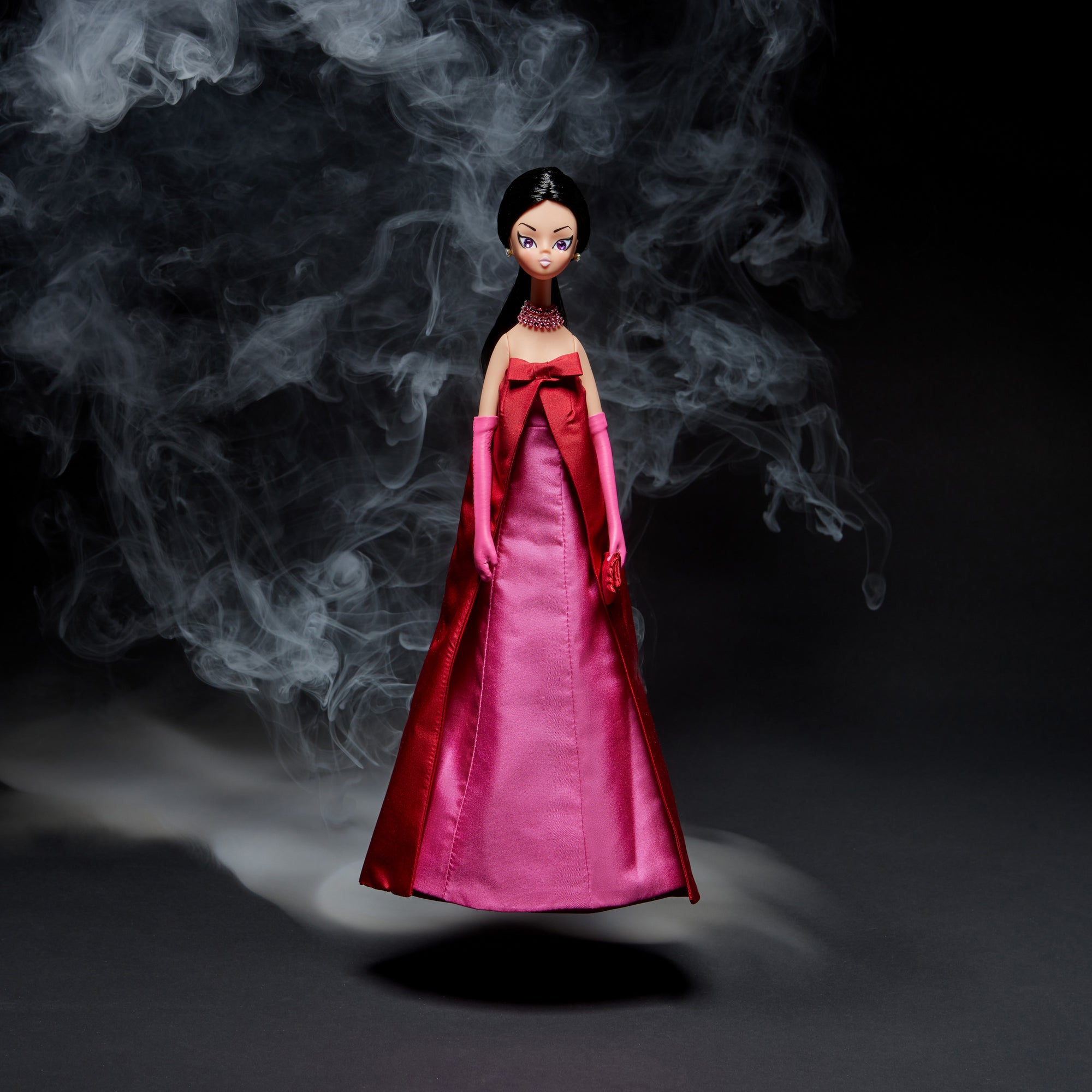 Lilac dressed in red & pink "Soiréette"