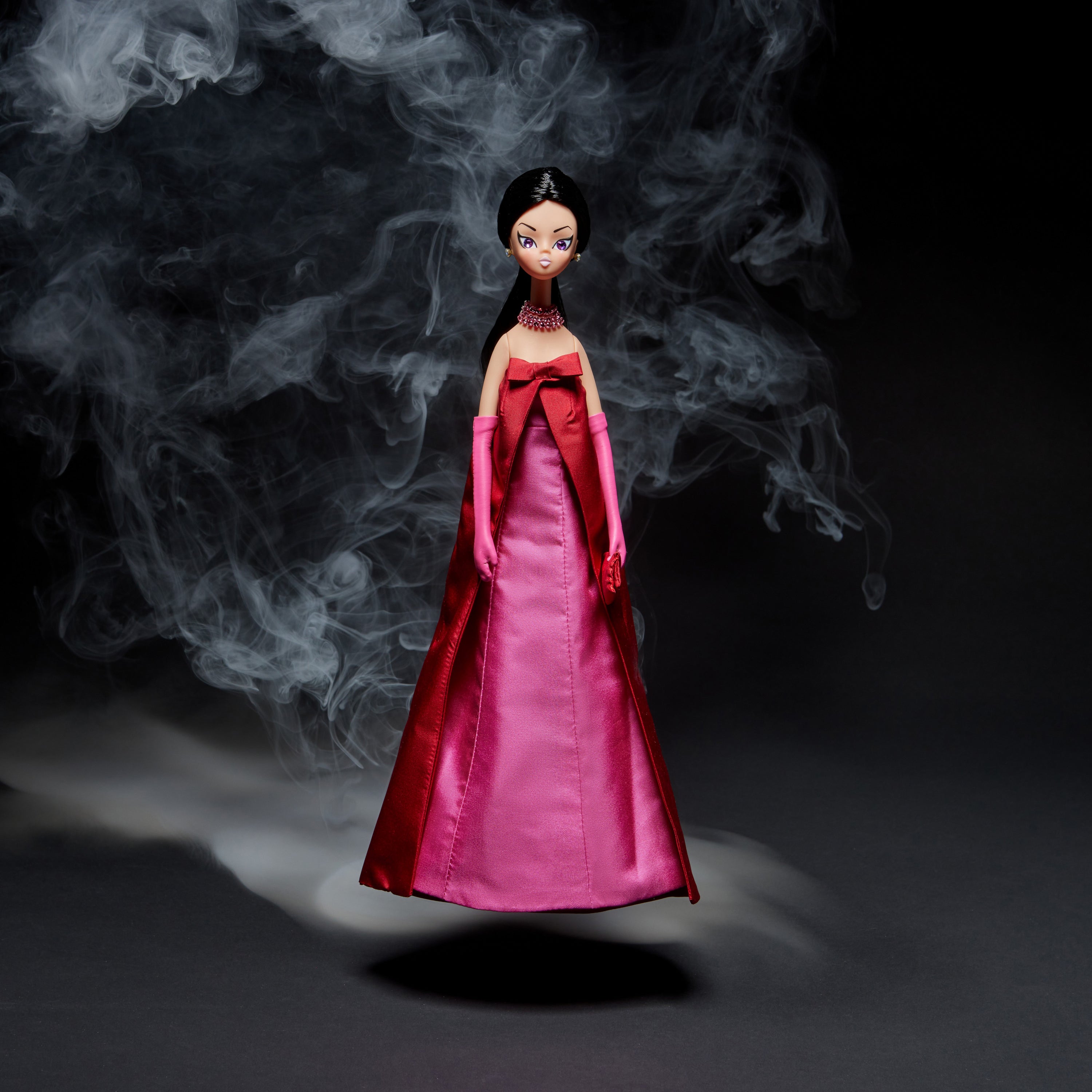Lilac dressed in red & pink "Soiréette"